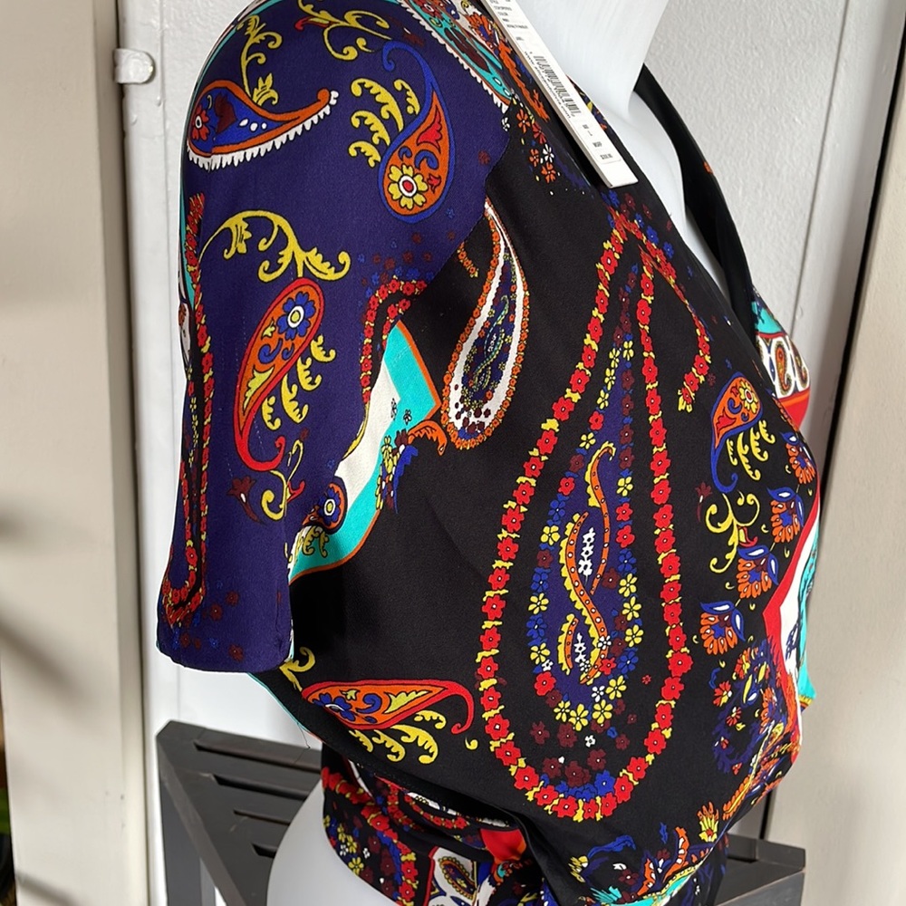 Alice + Olivia Royal paisley wrap top Large - Picture 11 of 14